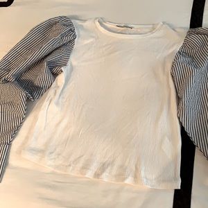 Zara women’s blouse with puff sleeve